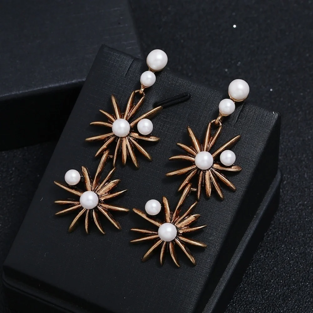 *KEELI* Gold x Pearl Fashion Dangle Earrings